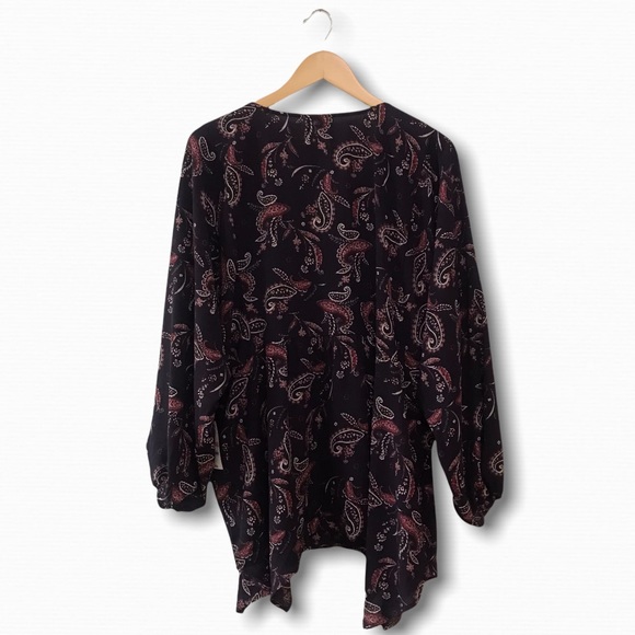 Style & Co Plus Core Fashion Paisley Grape Top - Picture 5 of 8